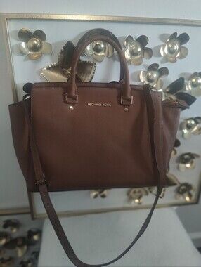 Authentic Michael Kors Brown Selma Saffiano Genuine Leather Luggage Satchel